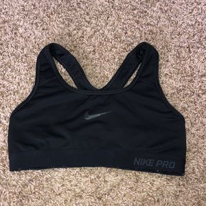 Nike Pro Sports Bra